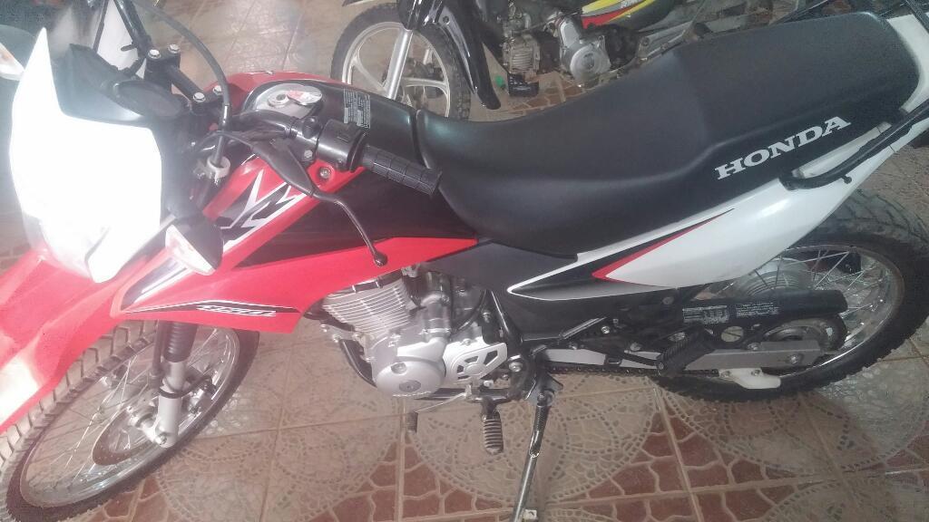 Vendo Moto Honda Xr 150 Del Año 2015