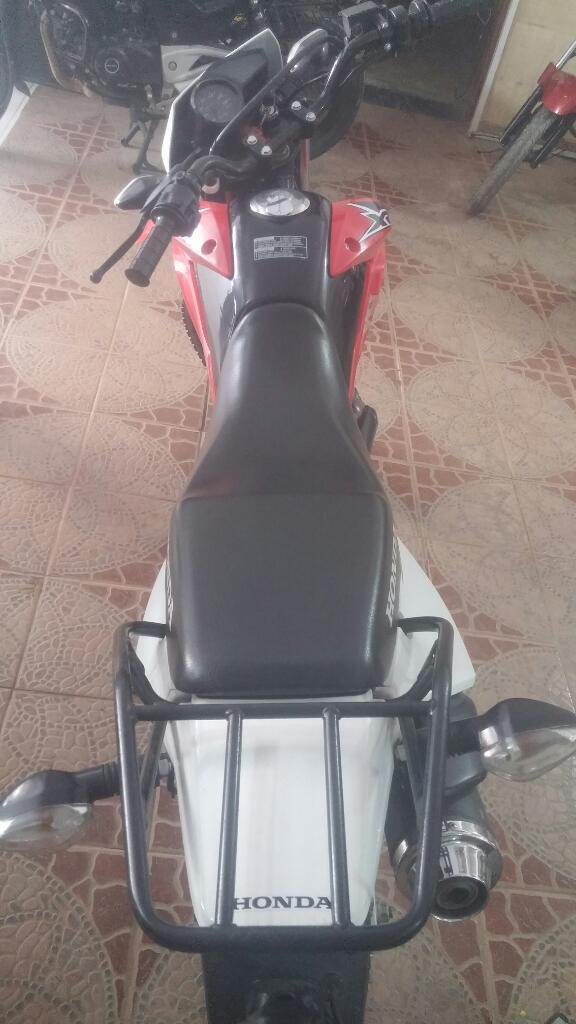 Vendo Moto Honda Xr 150 Del Año 2015