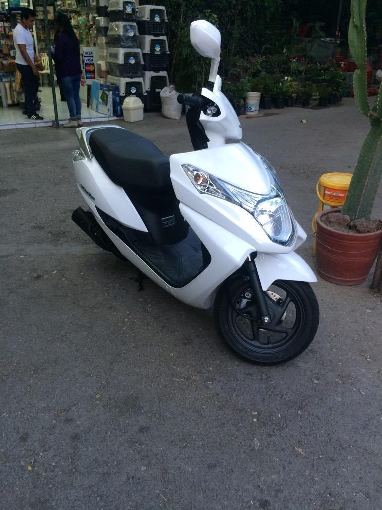 Vendo Moto Honda Elite