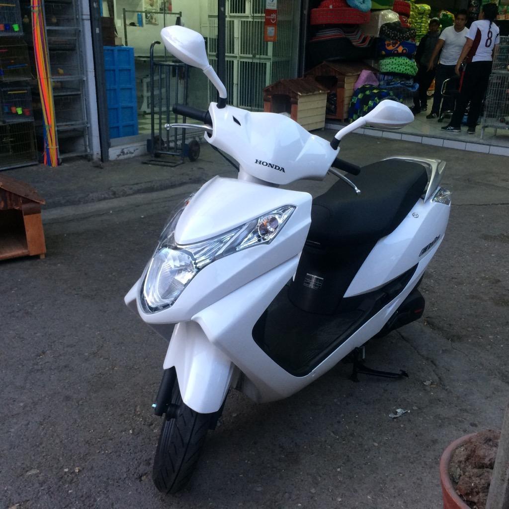 Vendo Moto Honda Elite