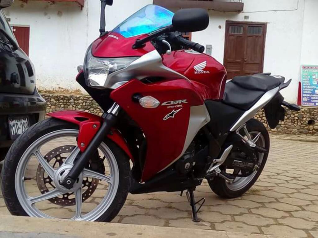 Honda Cbr250r