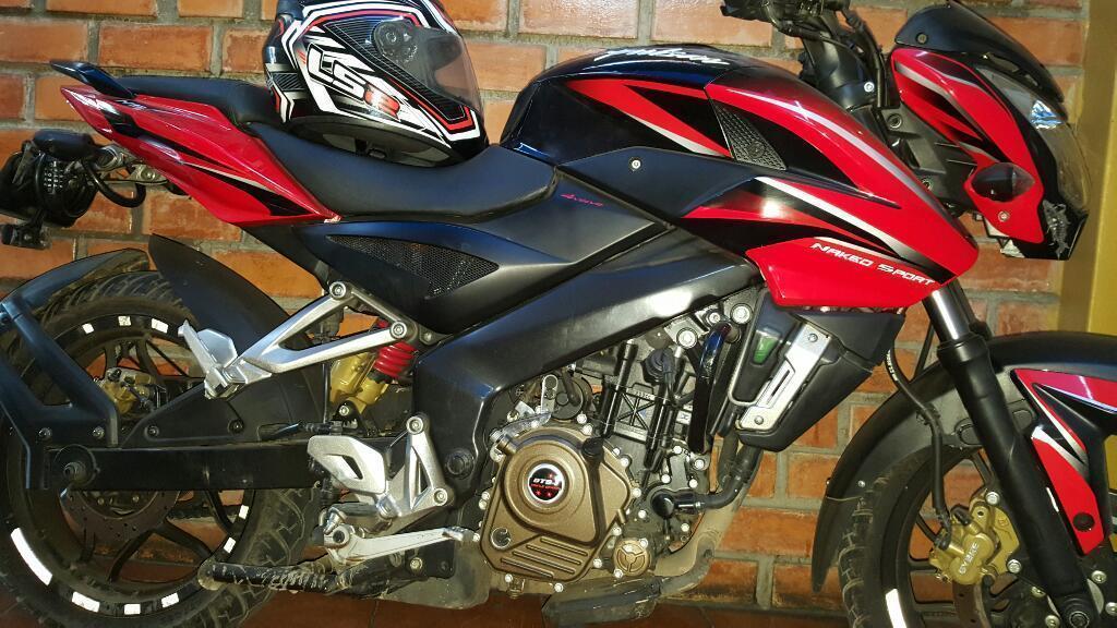 Vendo Moto Pulsar Ns 200 Todo en Regla Tiene Alarma Luces Ojos de Aguila