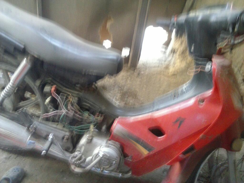 Vendo Moto Linial Scuter