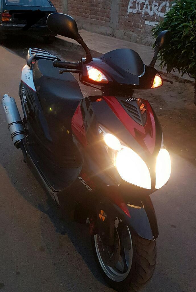 Vendo Moto Italika