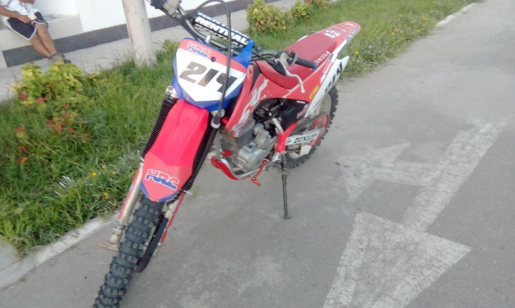 VENDO HONDA CRF 230 NO KAWASAKI NI YAMAHA