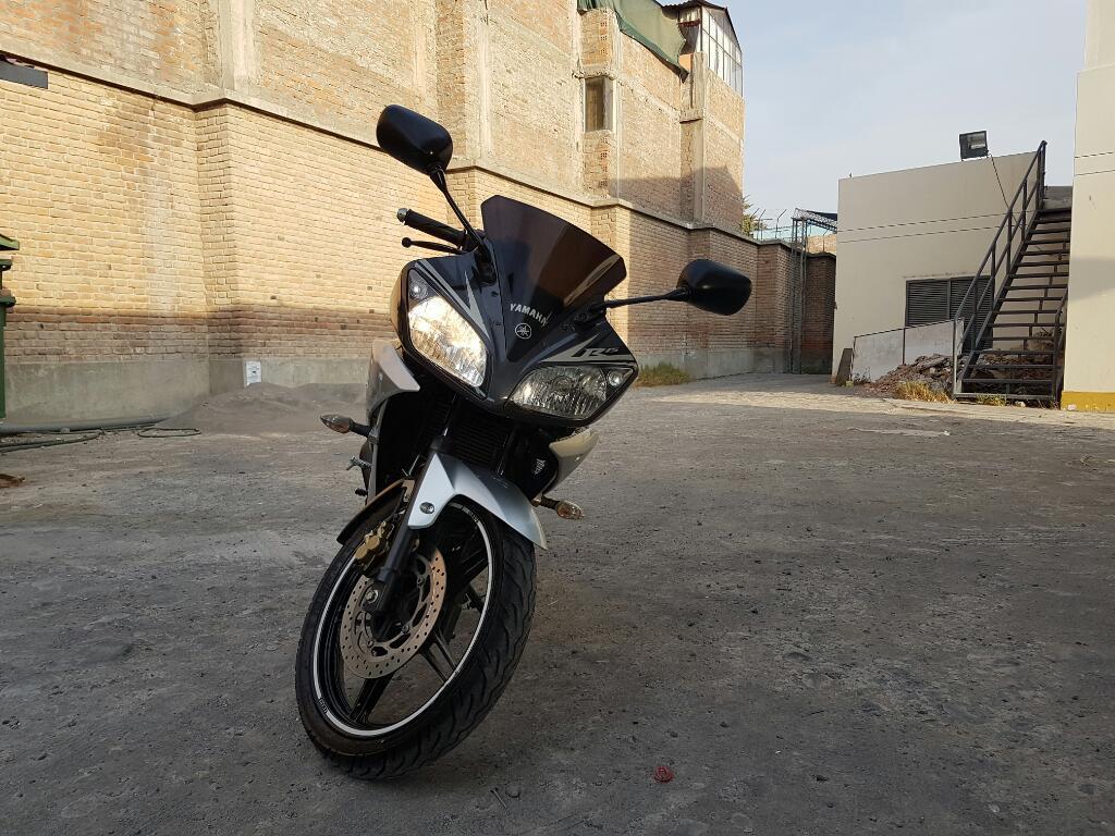 Moto R15