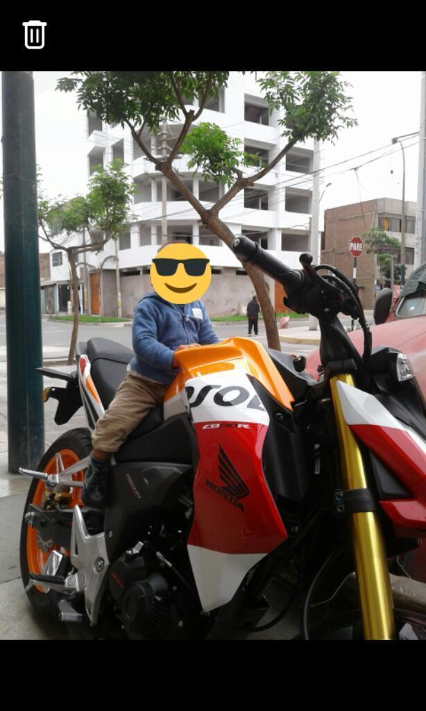 Moto Honda Repsol