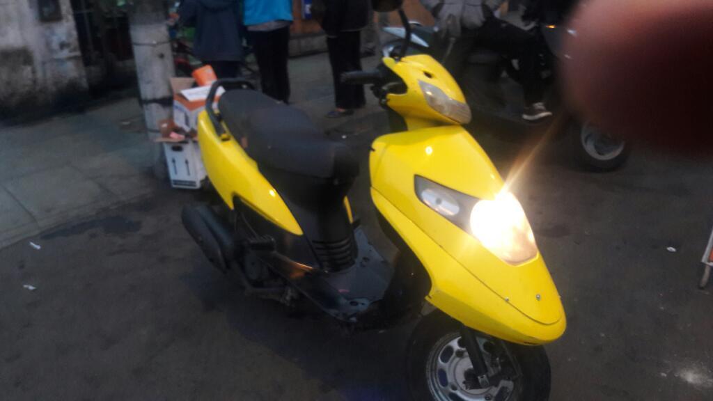 Remato Mi Scooter Italika con Soat