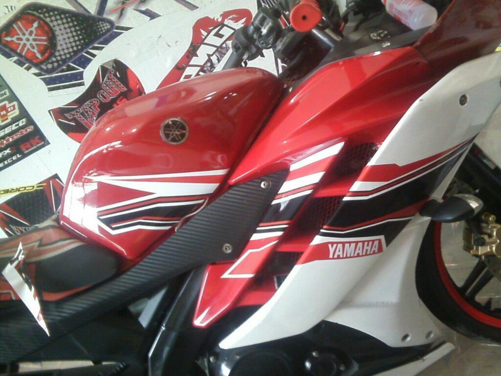 Vendo Moto Yamaha R15