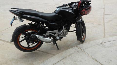 vendo moto pulsar 135