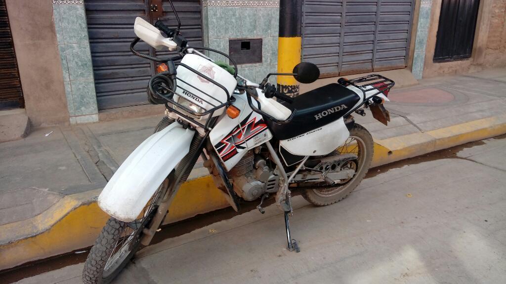 Vendo Moto Honda Xl 200 Año 2012