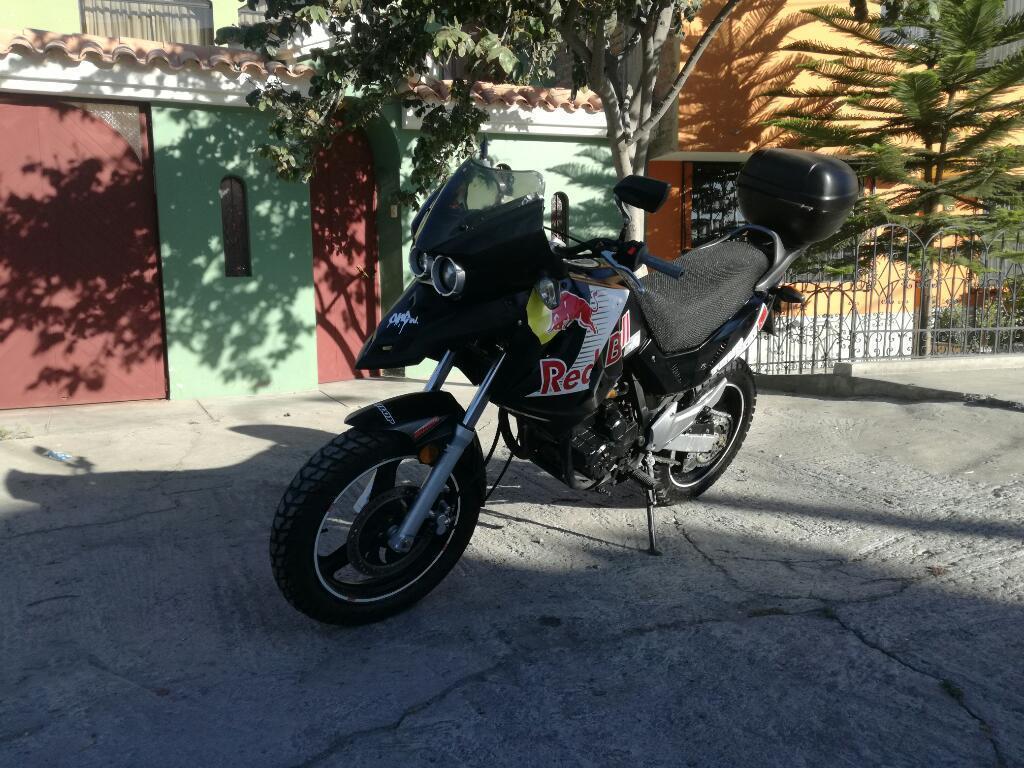 Vendo Moto Viajera Camper 400cc