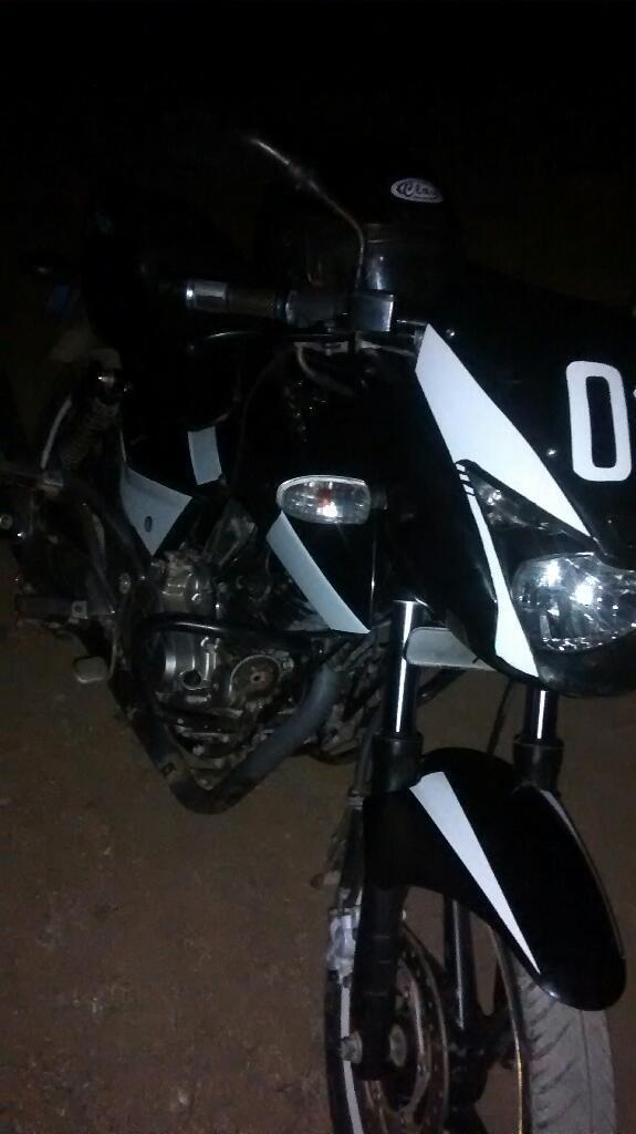 Vendo Moto Pulsar 180