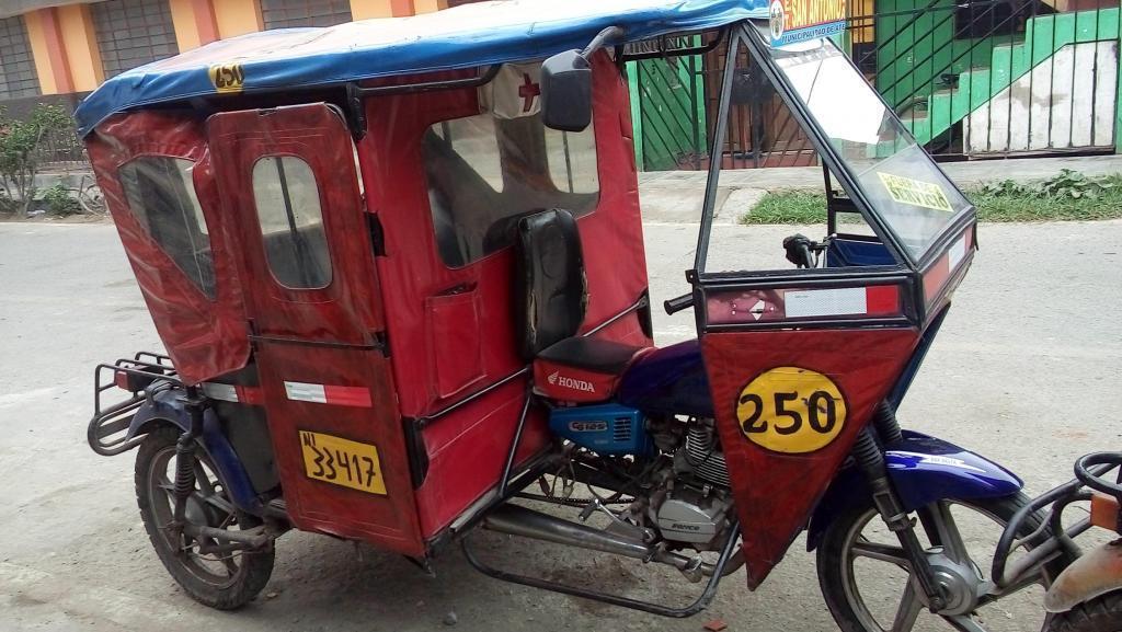 se vende moto taxi listo para trabajar