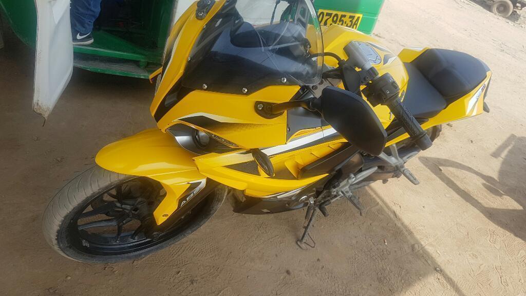 Vendo Mi Pulsar Rs200 Muy Bien Conservada Y en Buenos Estado