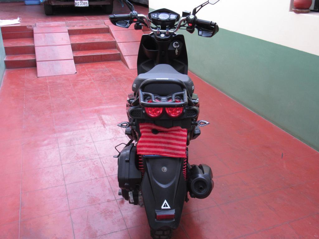 vendo scoter marca advance año 2016