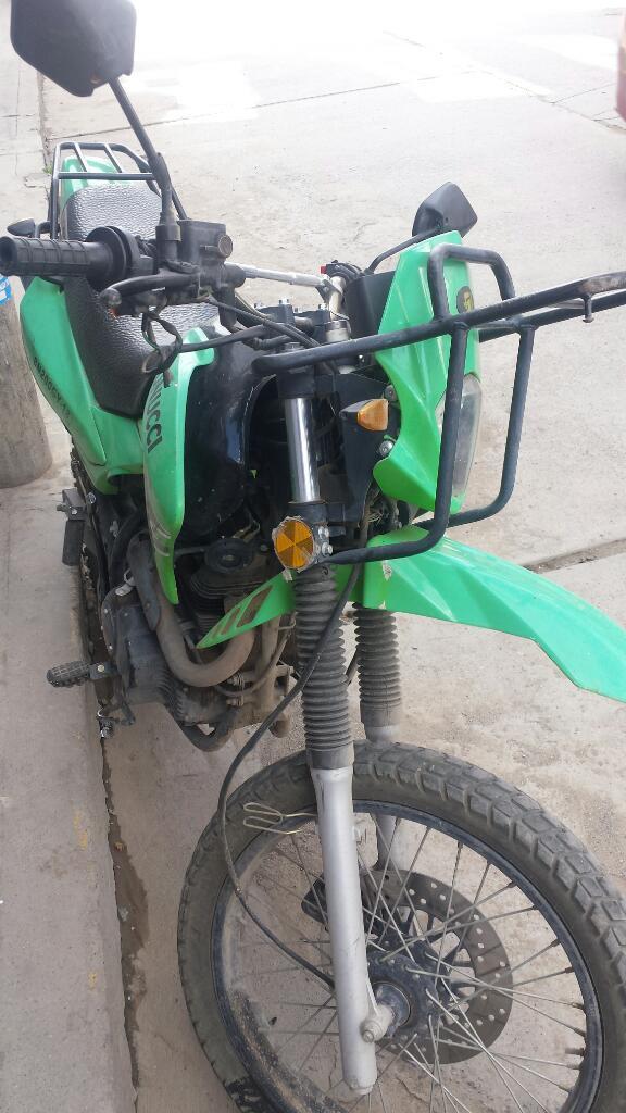 Vendo Moto