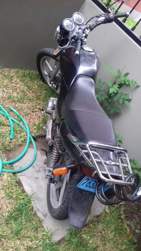 Vendo Moto Honda Storn 125cc