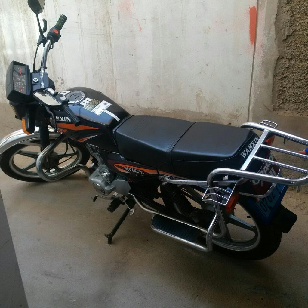 Vendo Moto de Ocacion