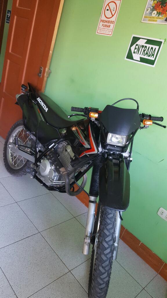 Vendo Xr 250 Honda Tornado