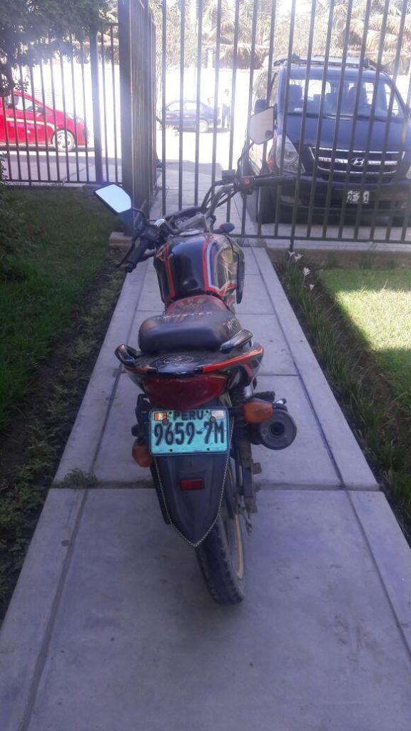 VENDO MOTO LINEAL WX 150 AÑO 2014 LLAMAR CEL: 953173072