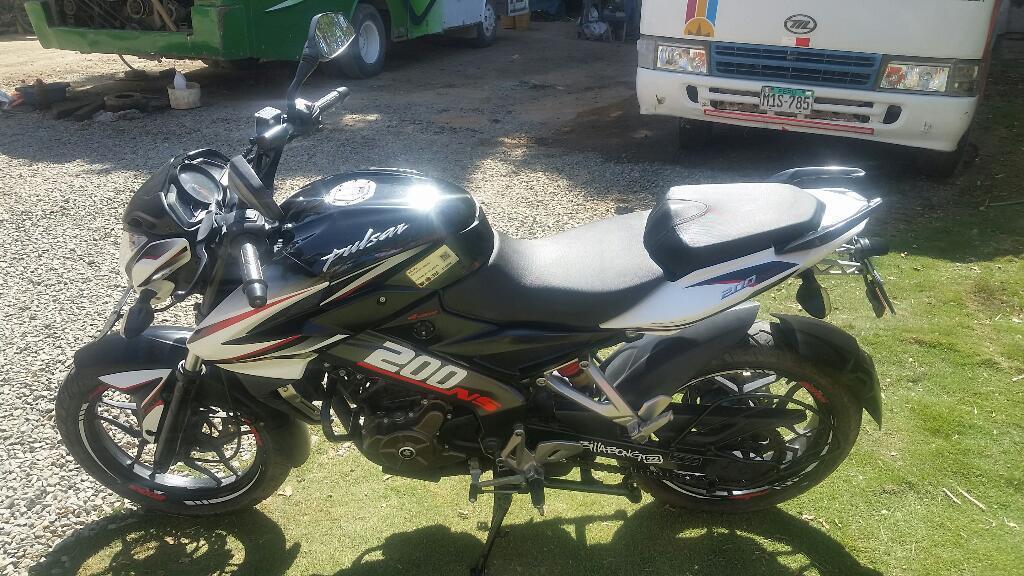 Vendo Moto Pulsar Ns200