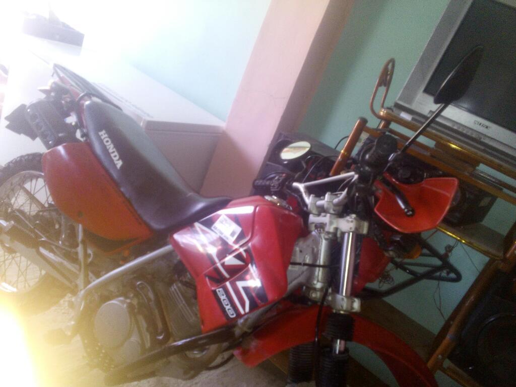 Vendo Moto Lineal Año 2011modelo Xl