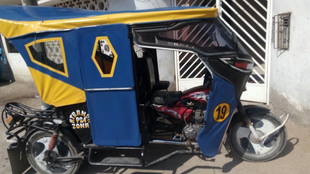 Mototaxi de Cadena