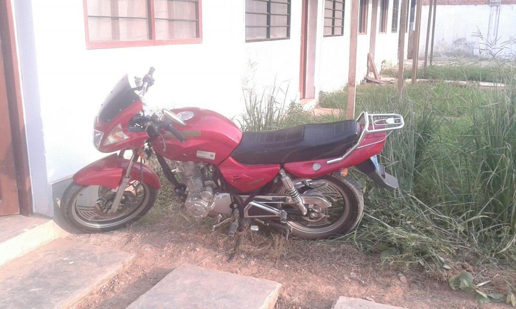 REMATO MOTO 1,300 SOLES