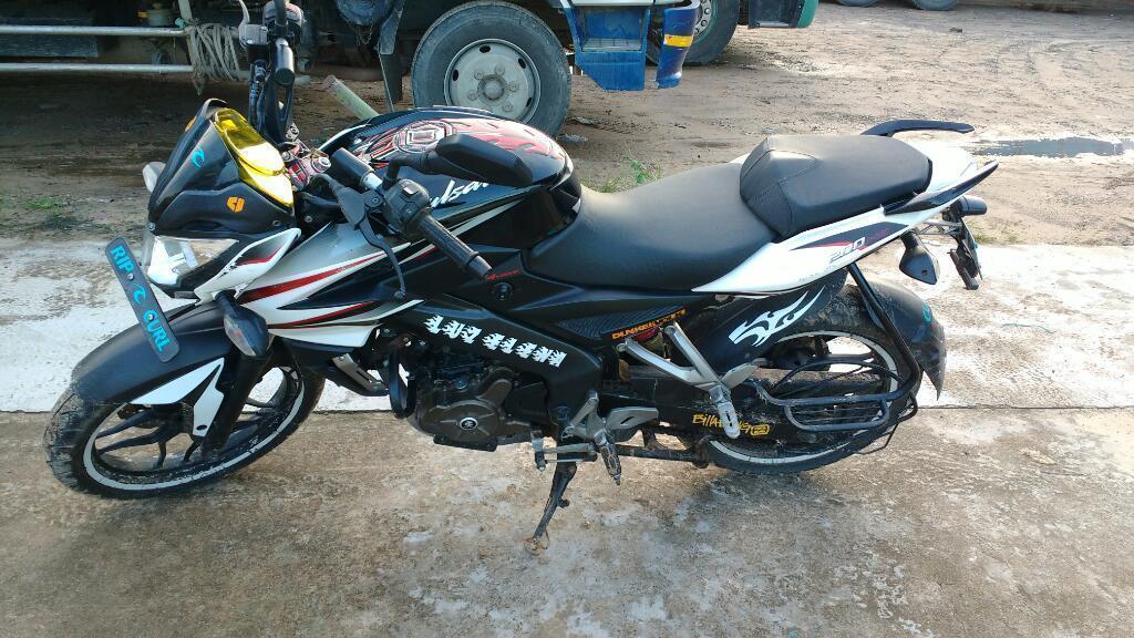 Vendo Moto Pulsar Ns 200