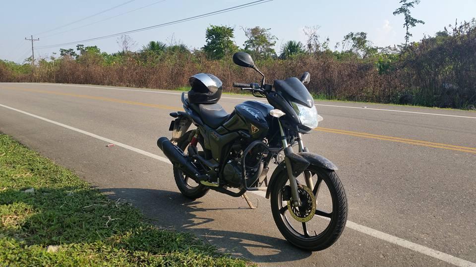 vendo moto en buen estado 969409191