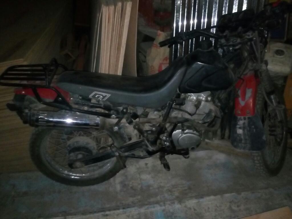Moto Sumo 200