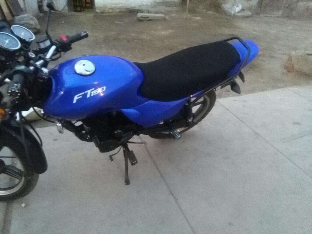 Se Vende Moto por Viaje