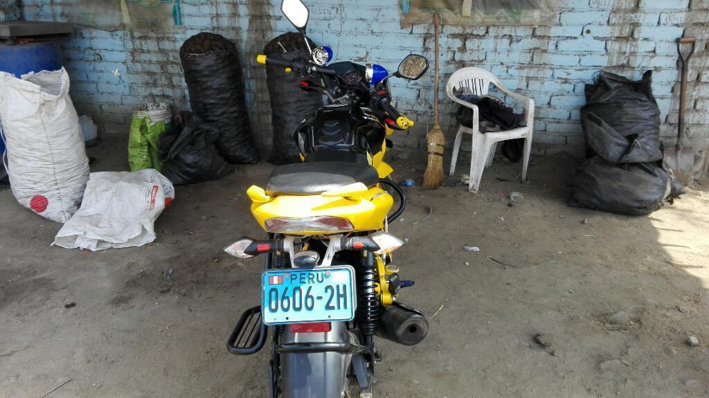 Vendo Moto por Motivo de Viaje