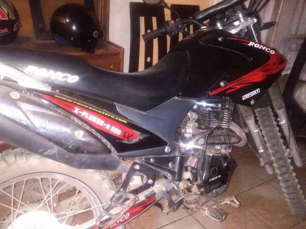 Vendo Moto Ronco Xplorer 200