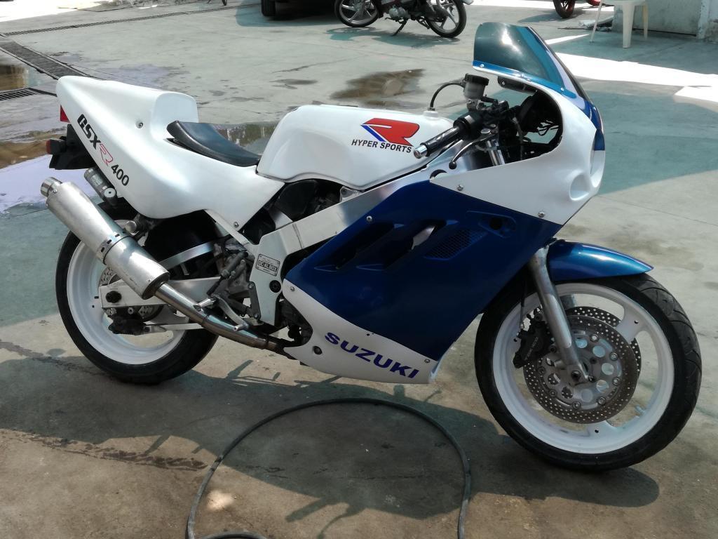 Moto Suzuki Clas