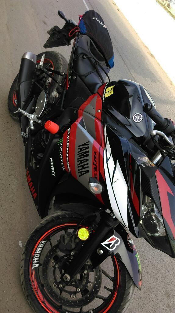 Yamaha R3 Slider