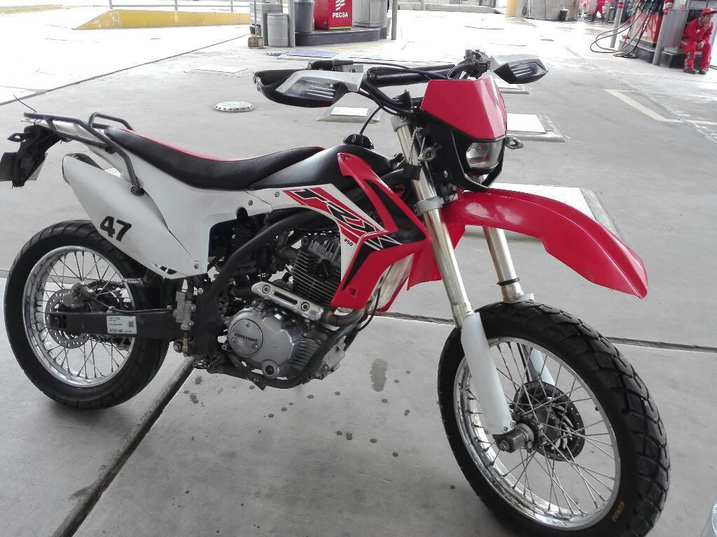Vendo Moto Zanttara 250 Unico Dueño