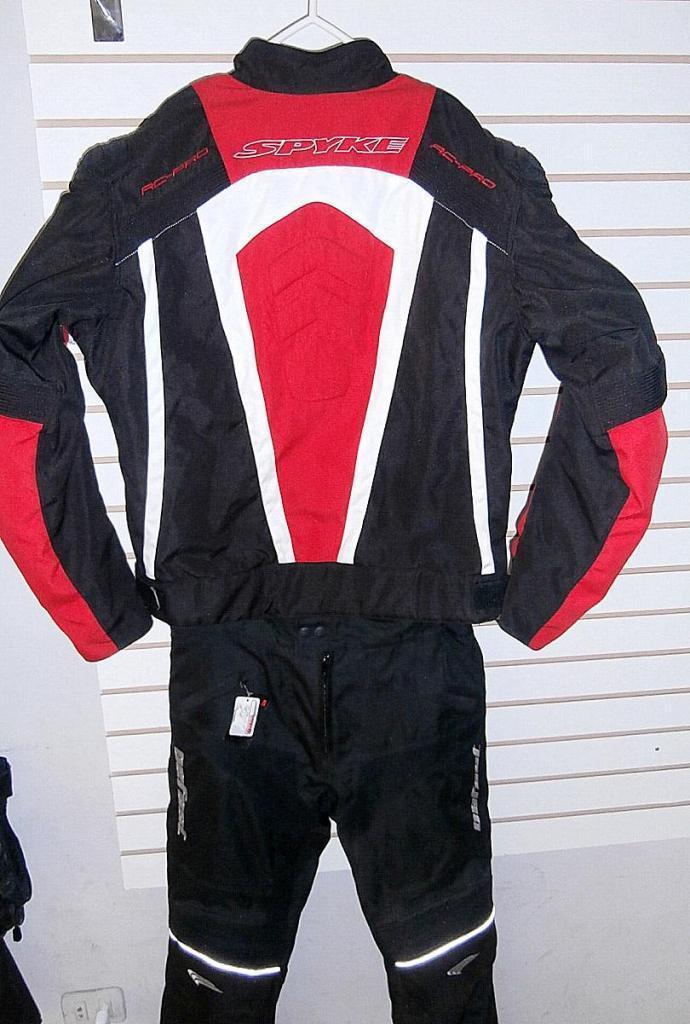 completo traje casaca pantalon della SPYKE ITALIANA racing full proteccion espalda hombro codo cadera rodillas para moto