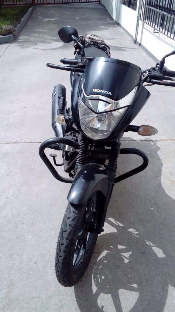 Moto Honda CBF 150 cc. Unicord