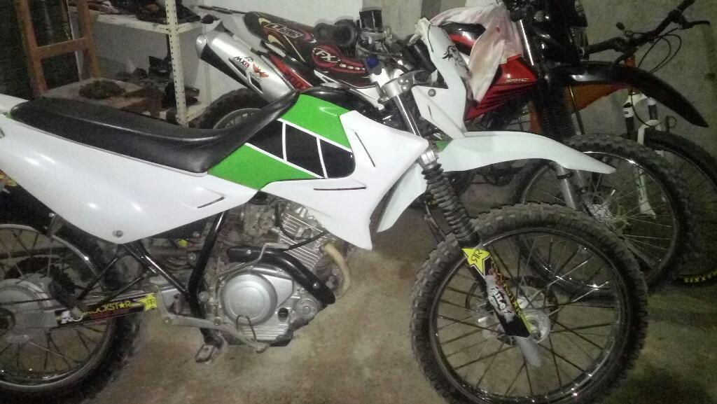 Yamaha Xtz125 Todo Ok Sale con Casco