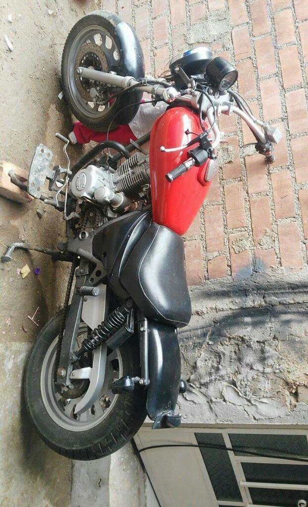Moto Esta Me Buen Estado La Vendors por