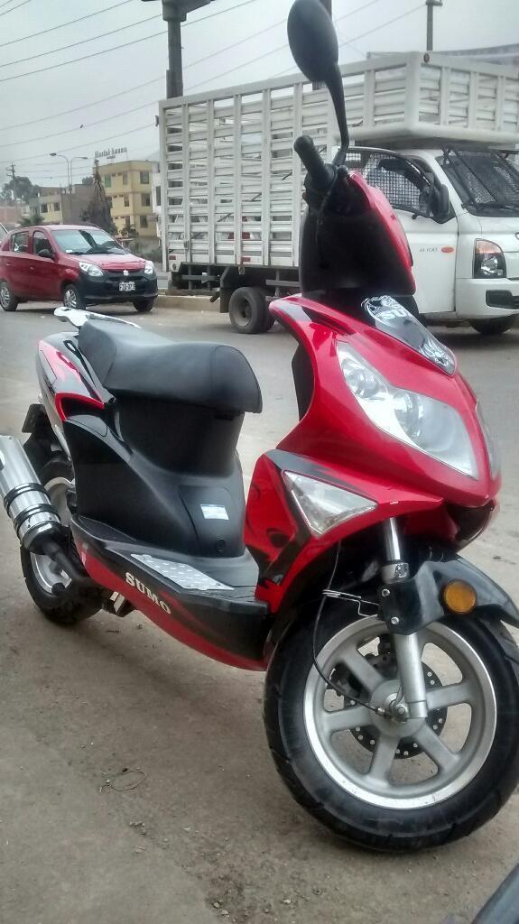 Vendo Moto Scuter Sumo