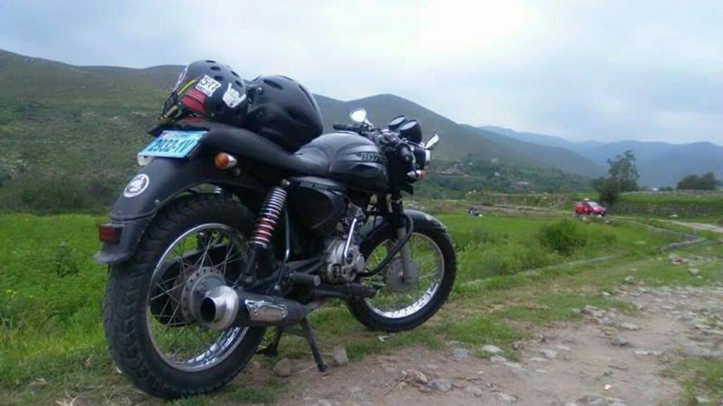 Linda Moto Bajaj Bm 150