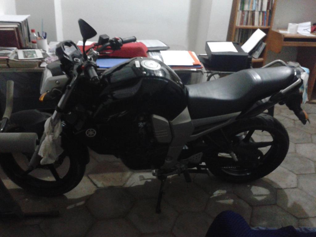 YAMAHA FZ 16