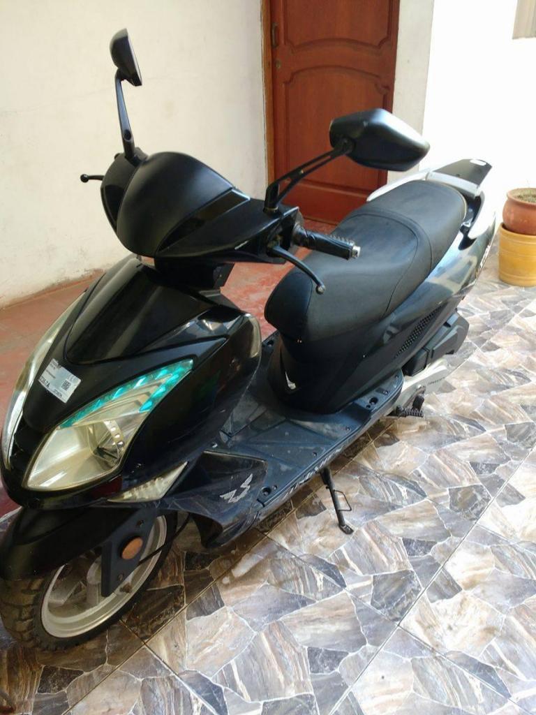 VENDO MOTO ZONGSHEN NITROX / MOTOR 150