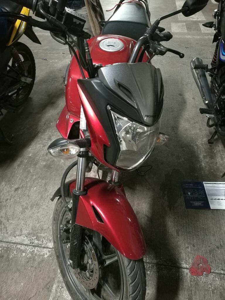 Honda Invicta Impecable