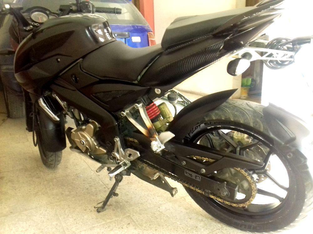 VENDO PULSAR NS 200 POR FALTA DE USO 15000 DE KILOMETRAJE EN PERFECTO ESTADO