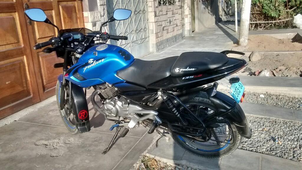 Vendo Moto Pulsar 135 en Vuen Estado