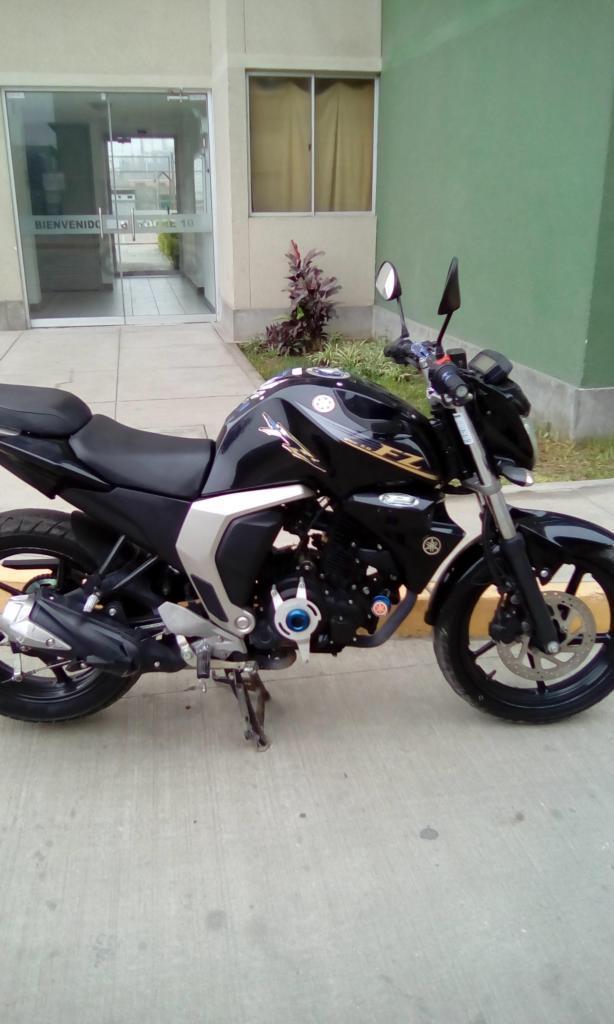 Moto yamaha fz fi